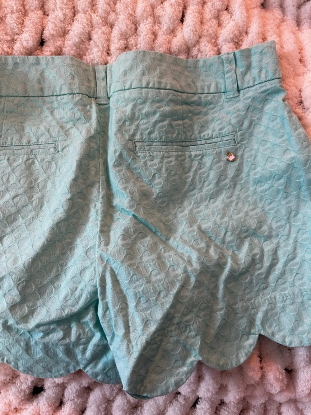 crown & ivy Mint Scalloped Hem Textured Shorts - Picture 4 of 4
